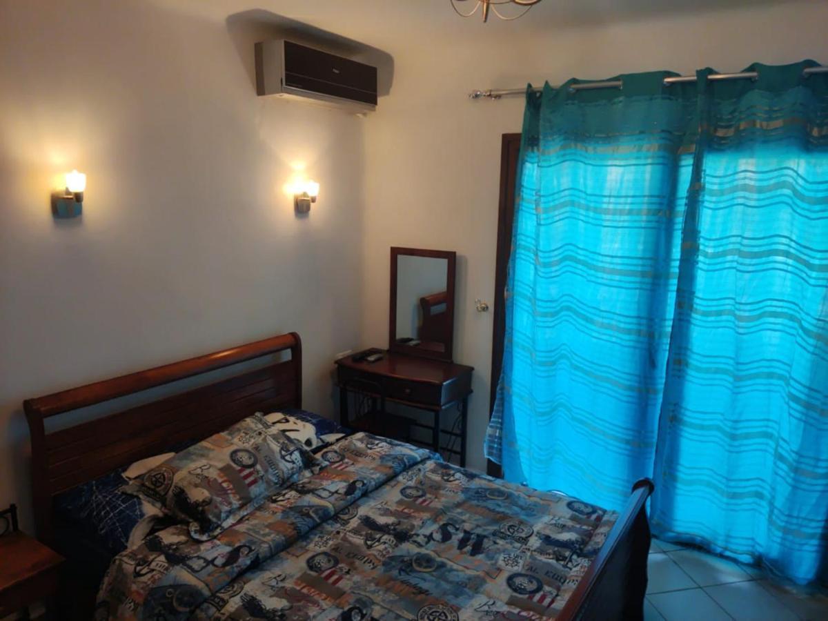 Studio Avec Piscine Et Wifi A Cabonegro Cabo Negro Exteriör bild
